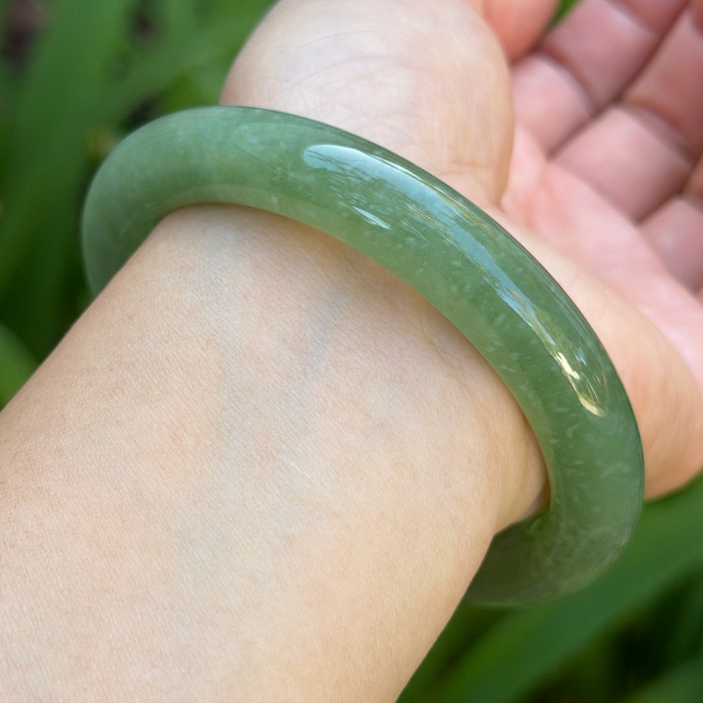 62mm inner diameter green xiuyu jade bangle 0771 - Picture 10 of 12